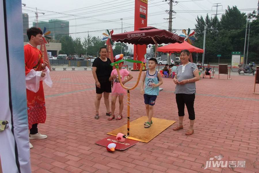 武侯万达广场商铺售楼处图片