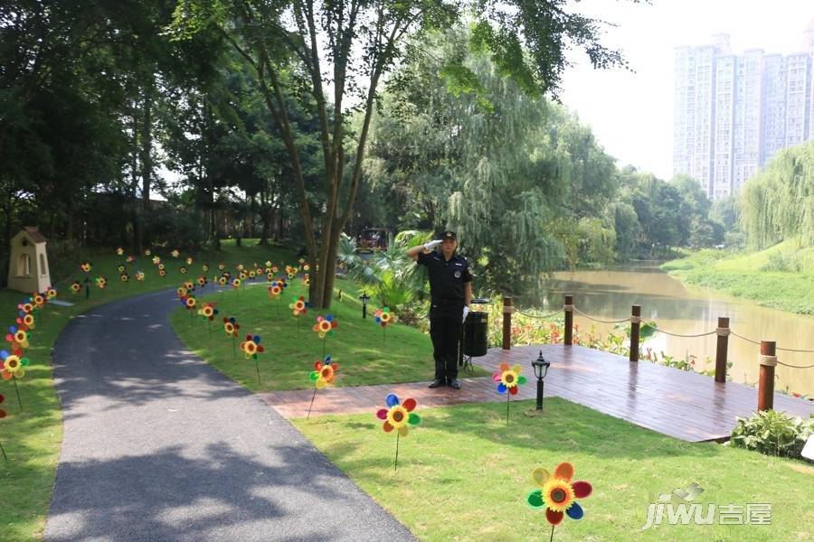 荣盛香堤荣府售楼处图片