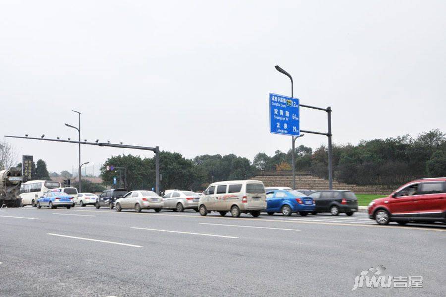 麓山国际社区IMAX大平层位置交通图图片