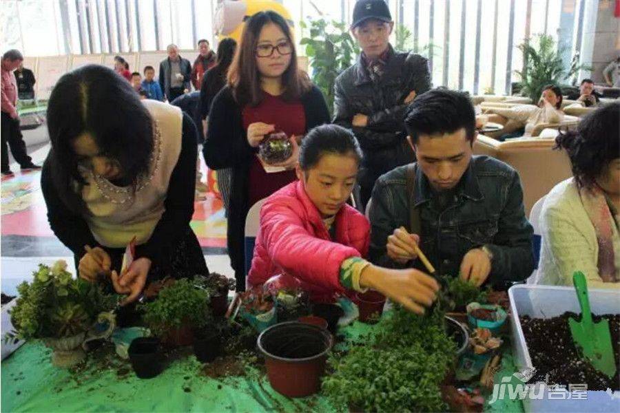 华汇天地售楼处图片