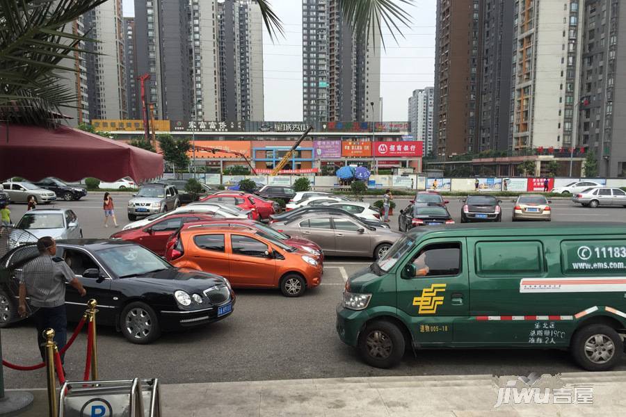 鲁能星城商业街区配套图图片