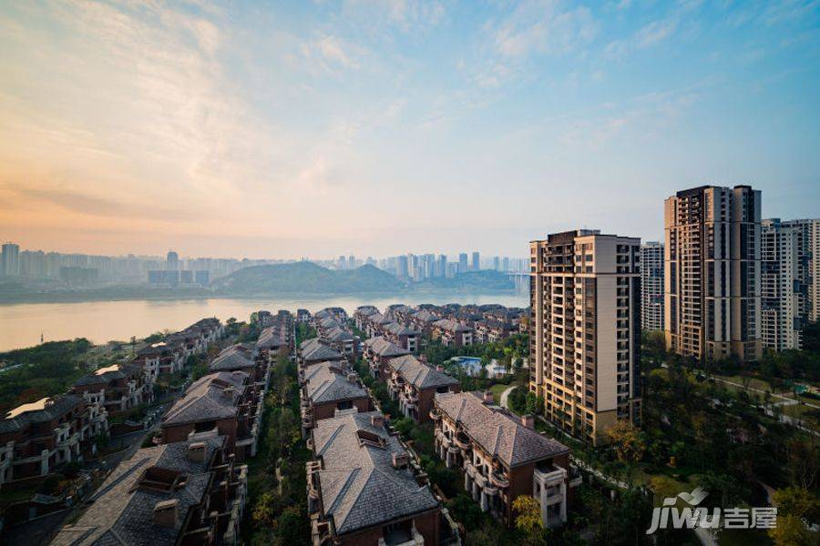 重庆中海峰墅实景图图片