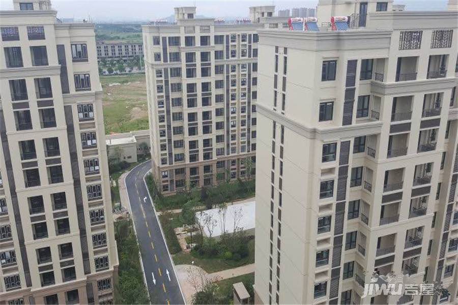 招商依云郡实景图图片