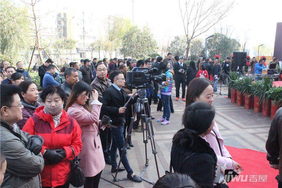 祥生苍梧春晓售楼处图片