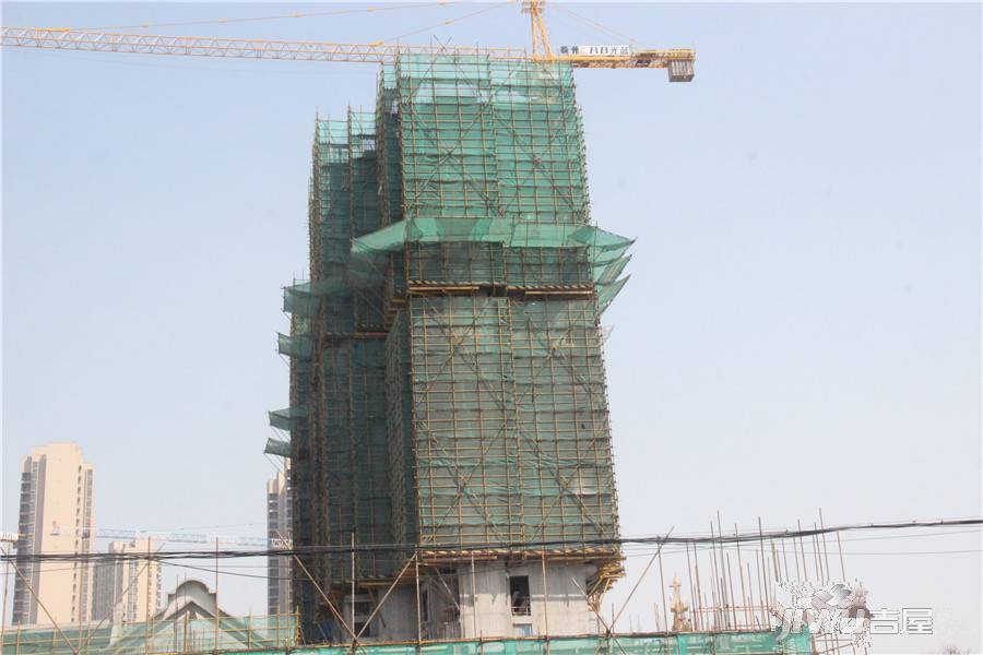 蓝光五彩城实景图图片