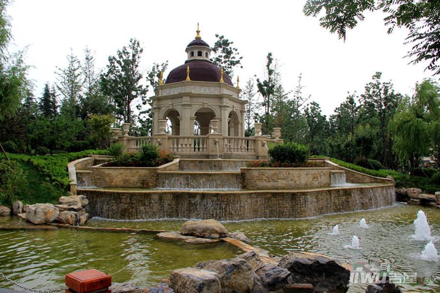 鑫江水青花都观山实景图图片