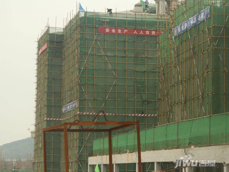 桦林彩雲城实景图图片