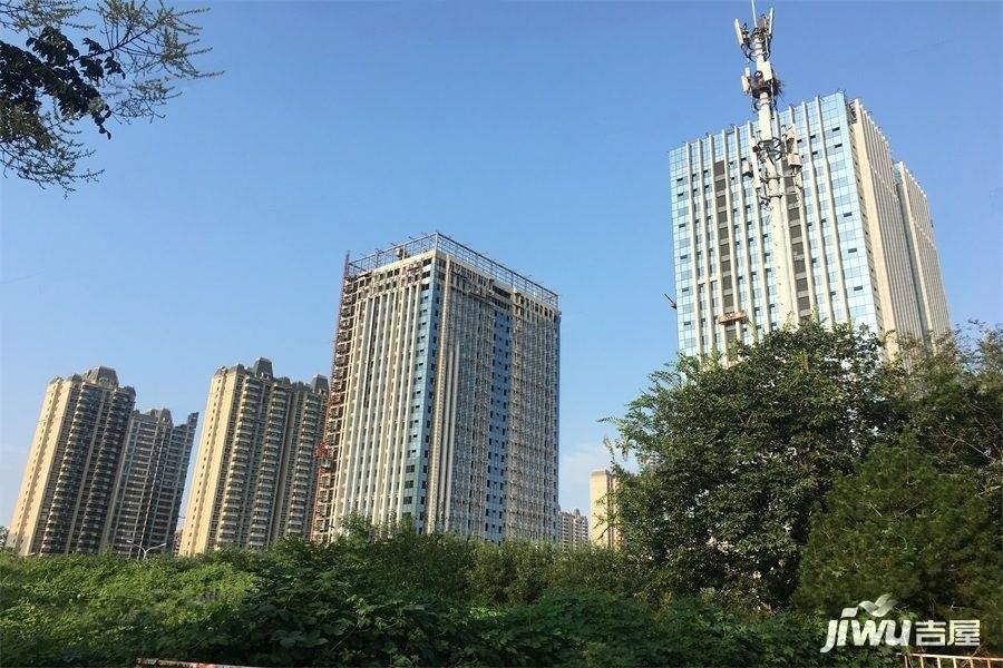 济南恒大财富中心实景图50