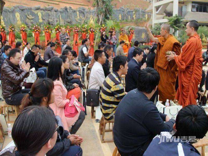 保利雨林澜山售楼处图片