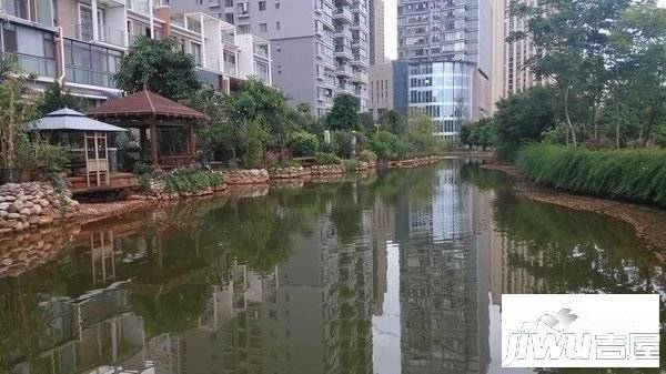 翡翠湾实景图图片