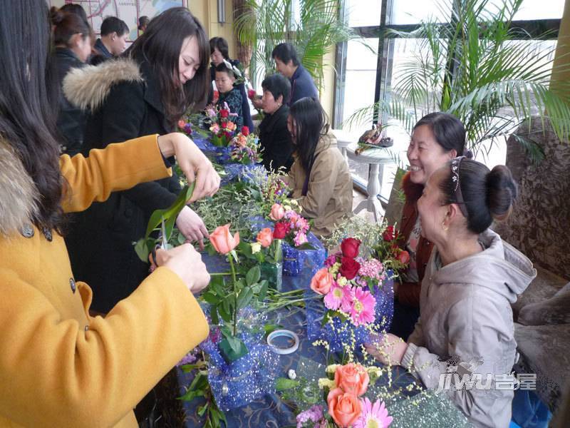 万晟康城售楼处图片