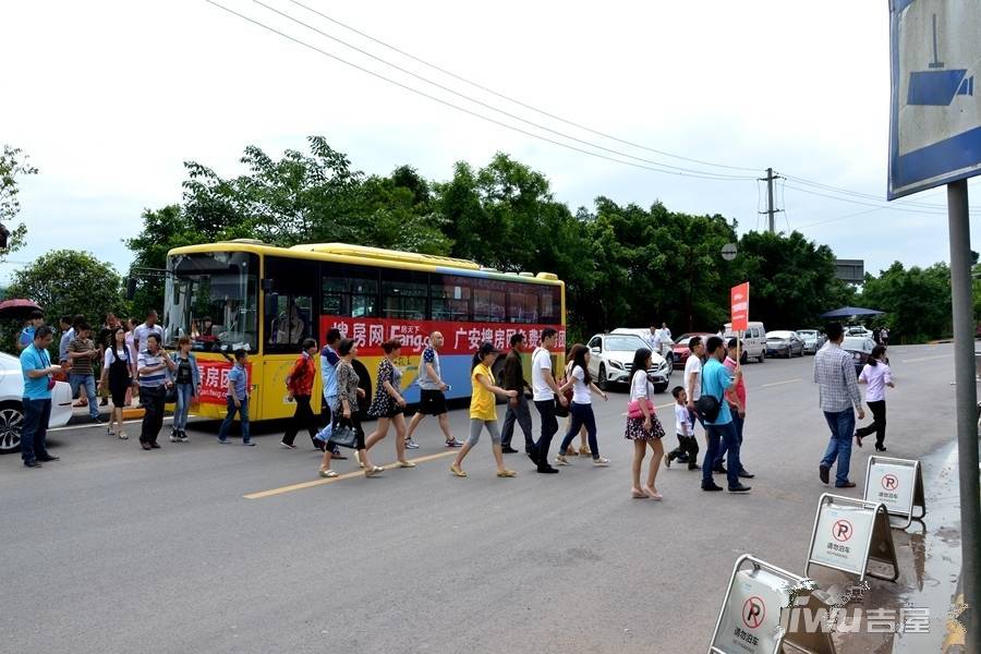 广安碧桂园翡翠湾实景图图片