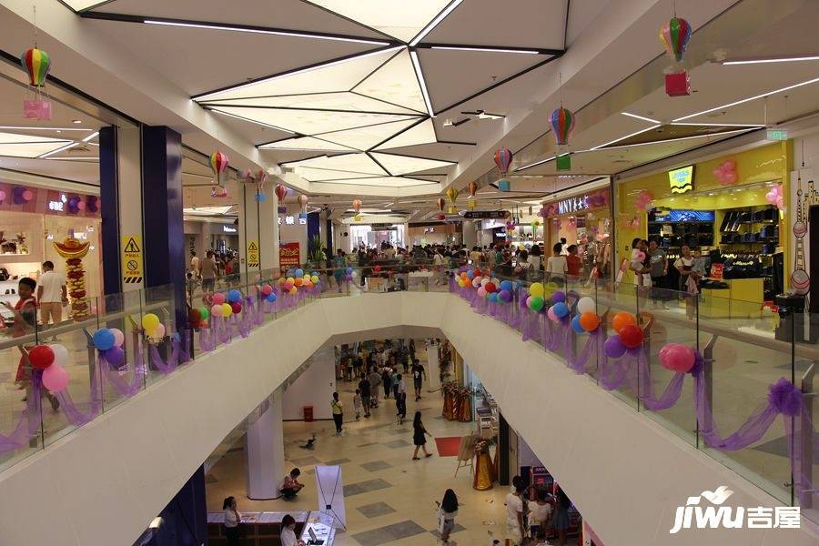 中心购物广场实景图图片