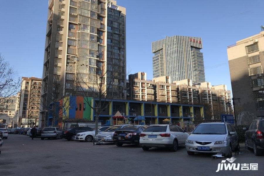 荣泰十字金街实景图图片