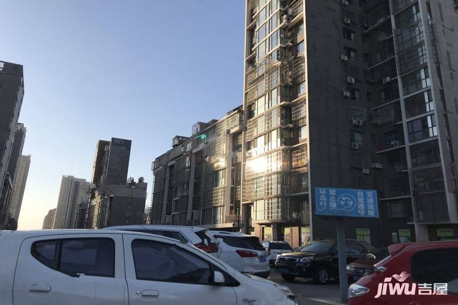 荣泰十字金街实景图图片