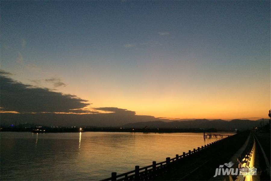 敏捷温泉海岸实景图图片