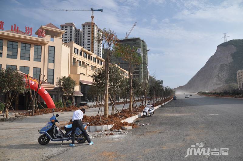 圣鑫麓山别院位置交通图图片