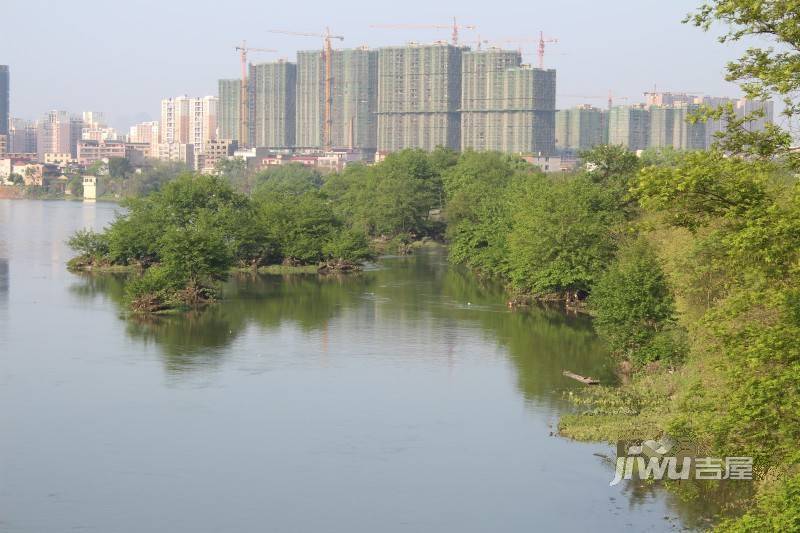 漓江蓝湾实景图图片