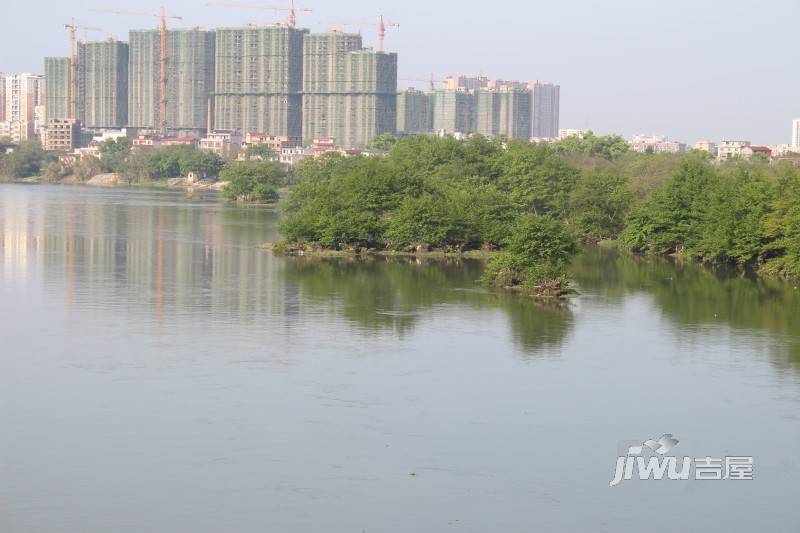 漓江蓝湾实景图图片