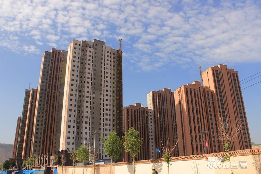 天昱凤凰城二期实景图图片