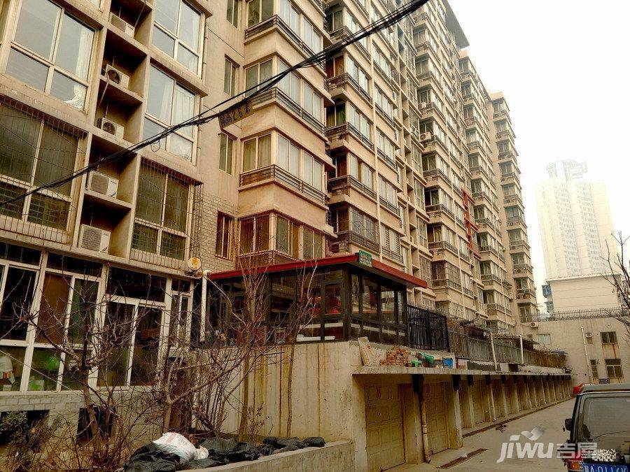 近水楼台实景图图片