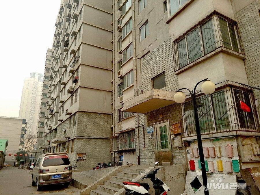 近水楼台实景图图片