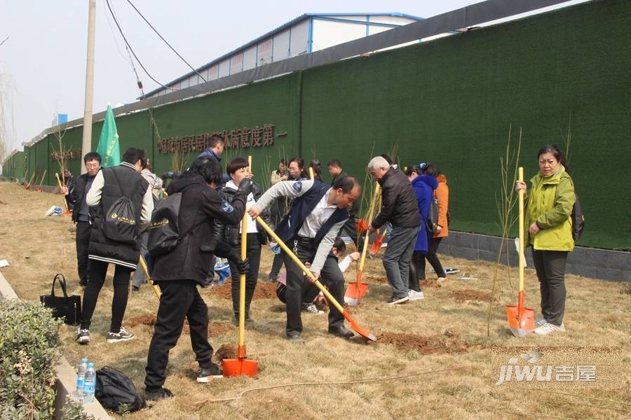 绿城西山桃花源售楼处图片