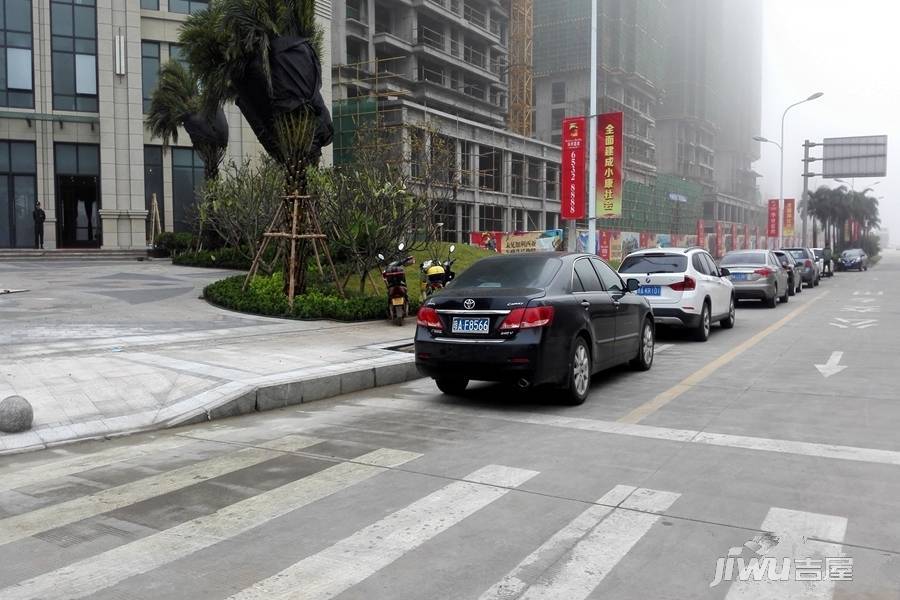 华府蓝湾-项目旁马路实景2015-12-20-25