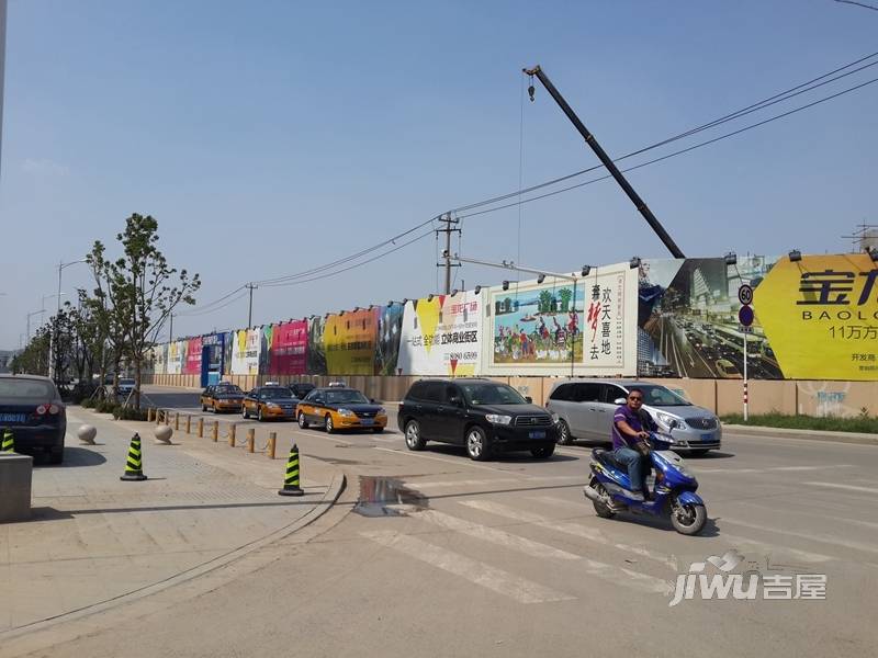 宝龙广场实景图图片