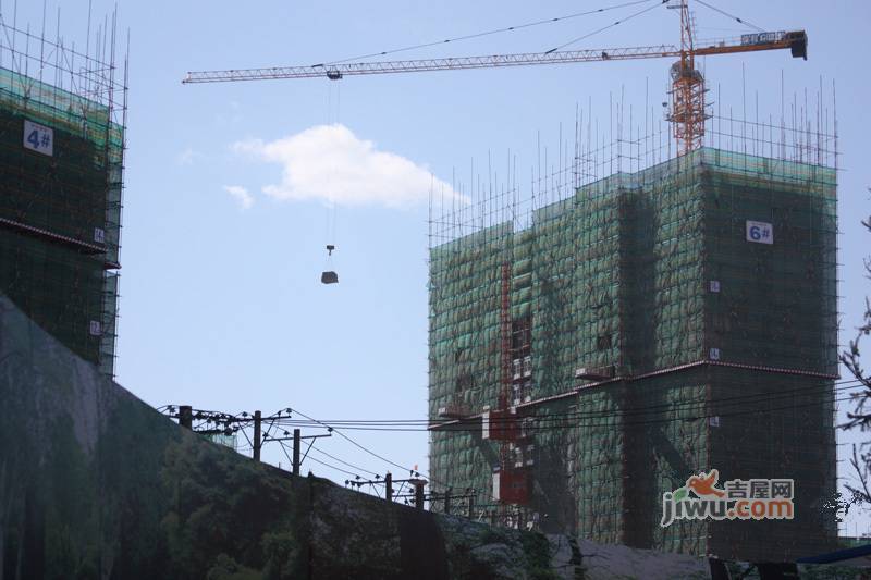 保利清华颐园金街实景图图片