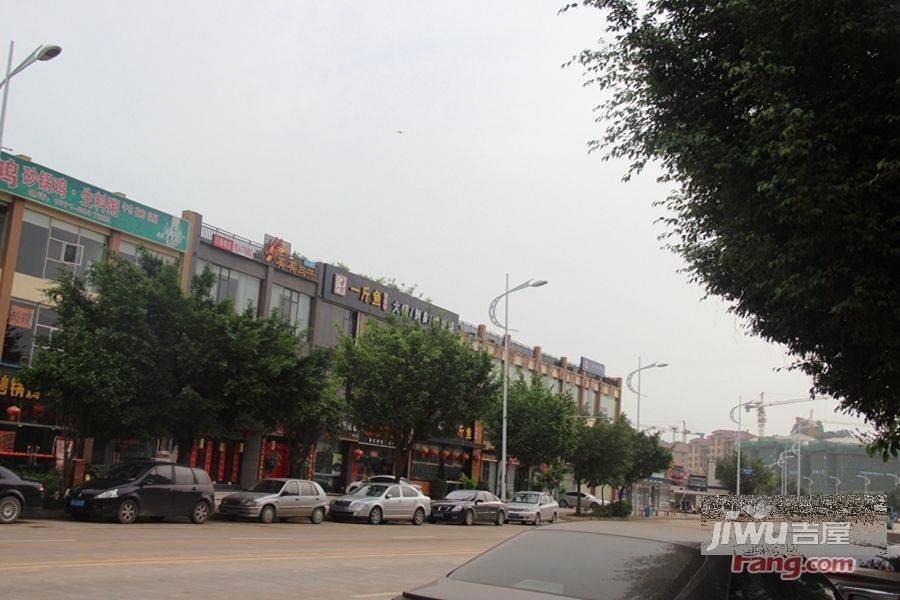 盛天青山郡配套图图片