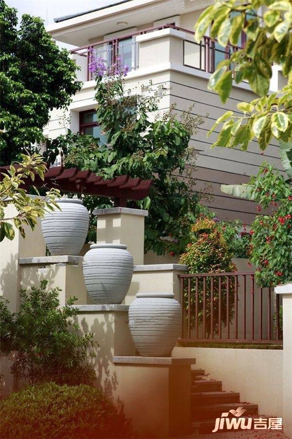 雅居乐清水湾开发商是哪个？海南雅居乐房地产开发有限公司揭秘