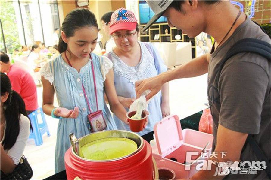 绿城杨柳郡售楼处图片