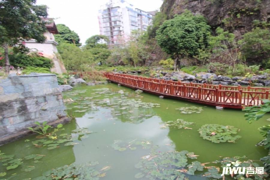 永意山语城实景图图片