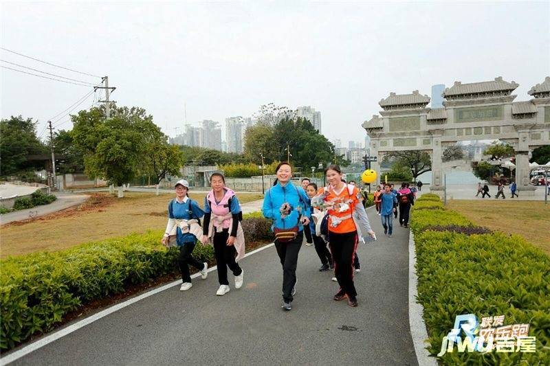 联发荣君府售楼处图片