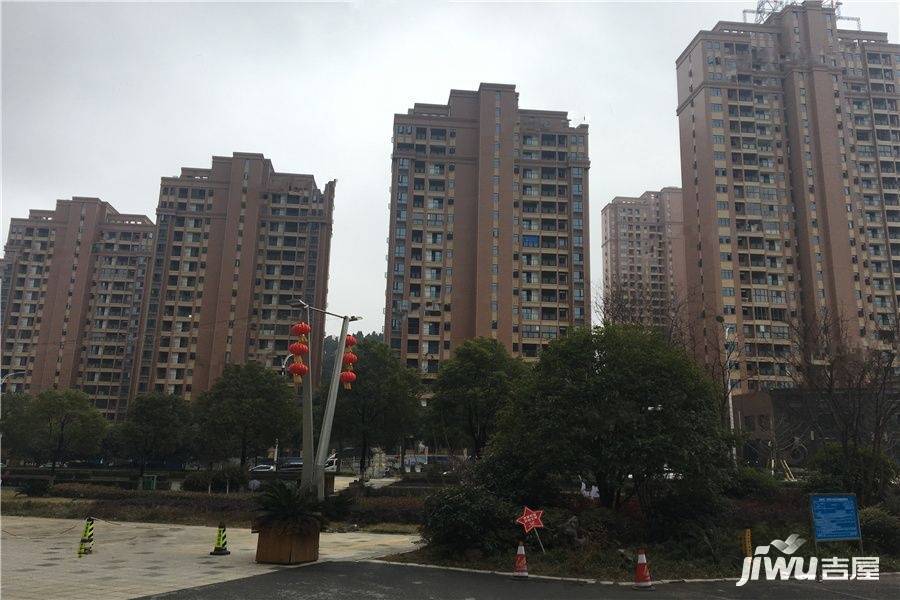 东南岸住宅小区实景图图片