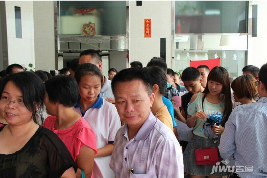 合峰东岸名苑售楼处图片