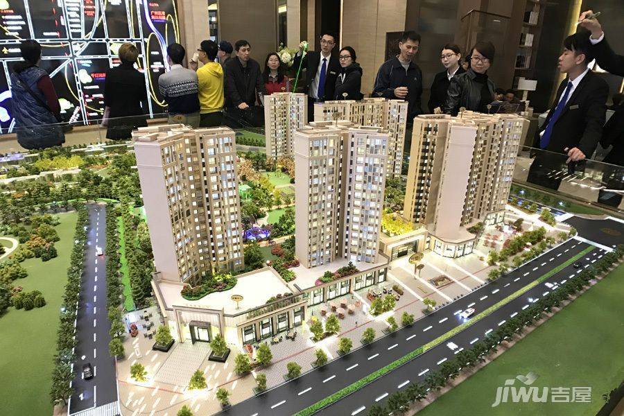 绿地香颂公馆售楼处图片