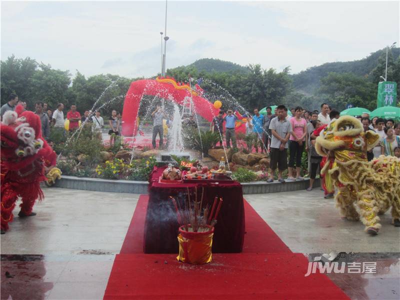 万盛翠林豪庭售楼处图片