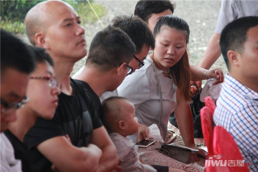 皓康小时代售楼处图片