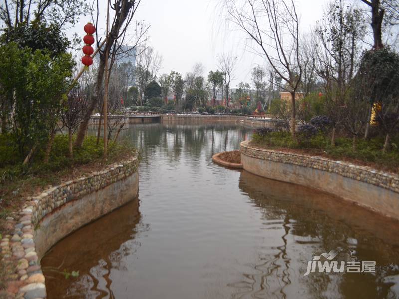 恒大绿洲实景图图片