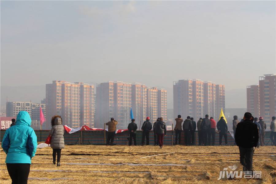 香江汽车城售楼处图片